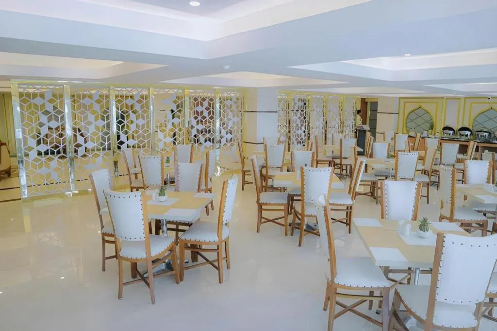 Grand Qin Hotel Syariah