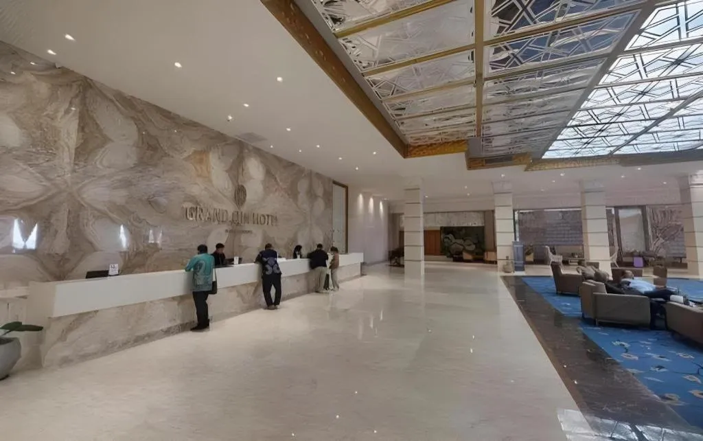 Grand Qin Hotel Syariah