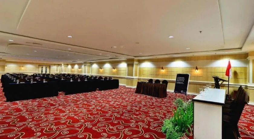 Grand Qin Hotel Syariah