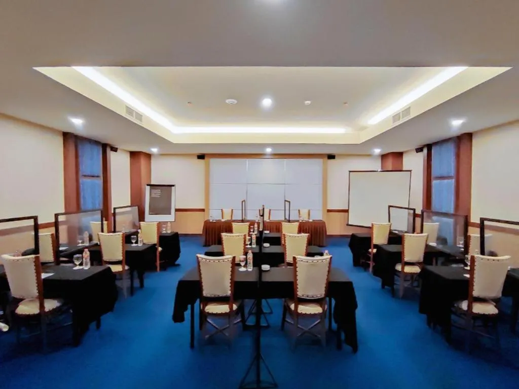 Grand Qin Hotel Syariah