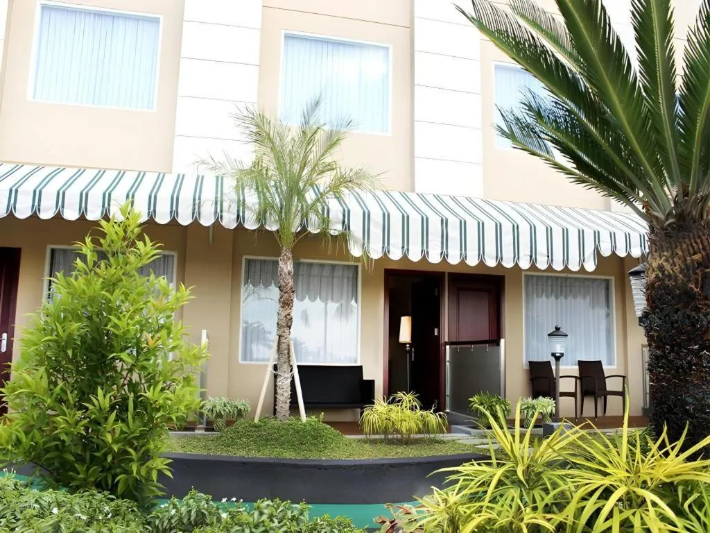 Grand Qin Hotel Syariah