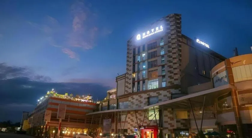 Grand Qin Hotel Syariah