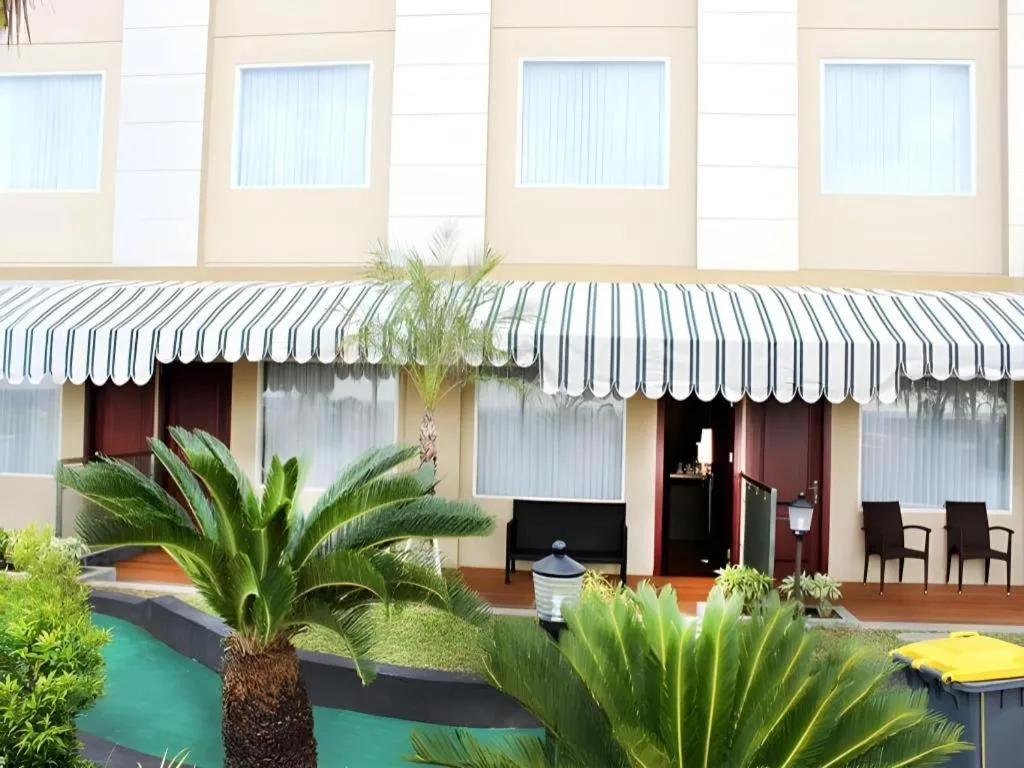 Grand Qin Hotel Syariah