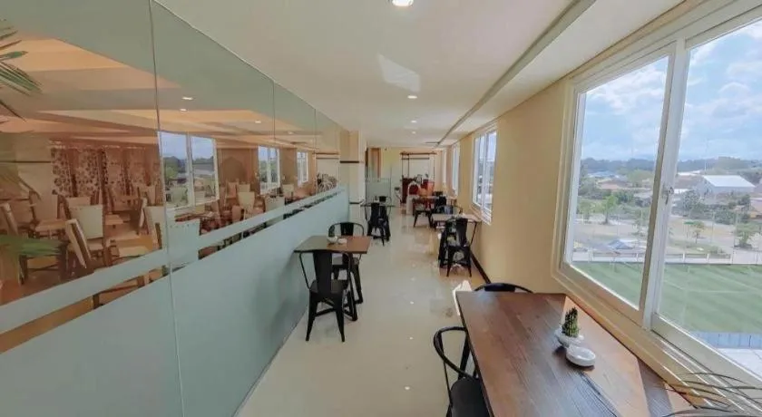 Grand Qin Hotel Syariah