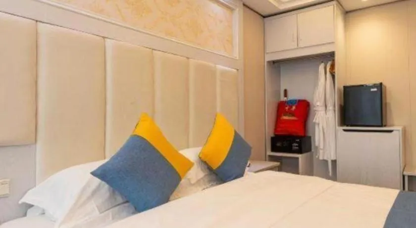 Bed in Guangzhou Junye International Hotel