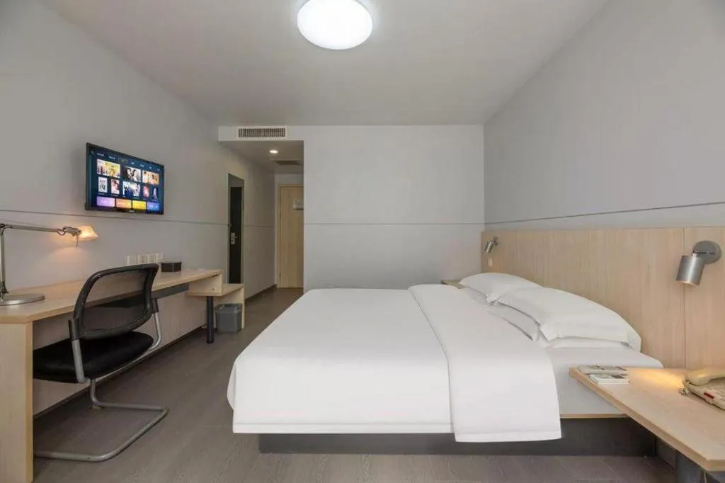 Bed in Jinjiang Inn Pingyao Branch