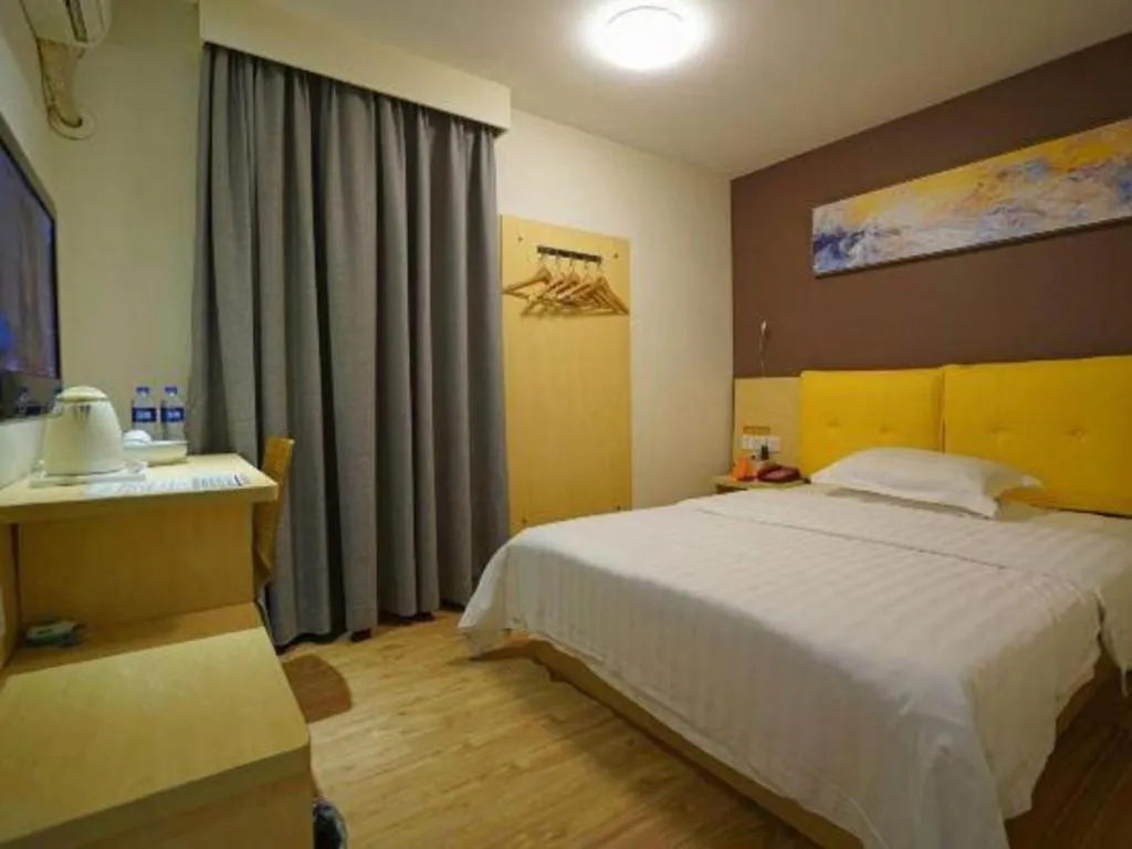 Bed in 7 Days Inn Chaozhou Chaofeng Road Bus Station