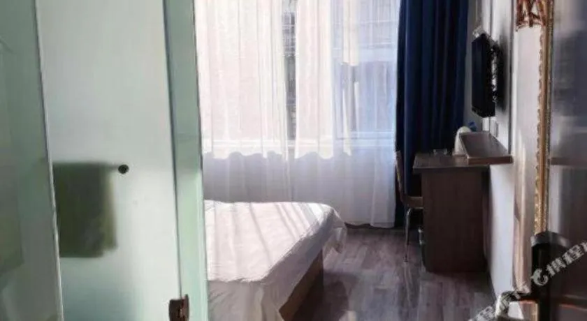 Bed in 7 Days Inn Luzhou Commercial Pedestrian Street Center