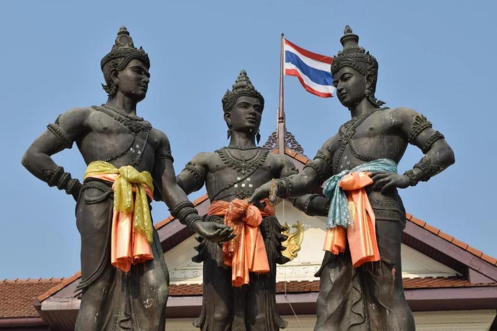 OYO 768 First Station Hotel