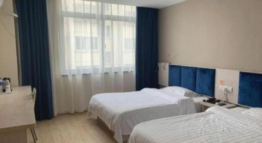 Bed in 7 Days Inn Zhenjiang Jiangsu University