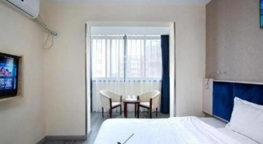 Bed in 7 Days Inn Zhenjiang Jiangsu University