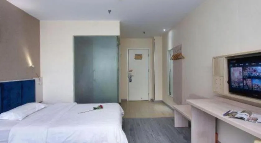 Bed in 7 Days Inn Zhenjiang Jiangsu University