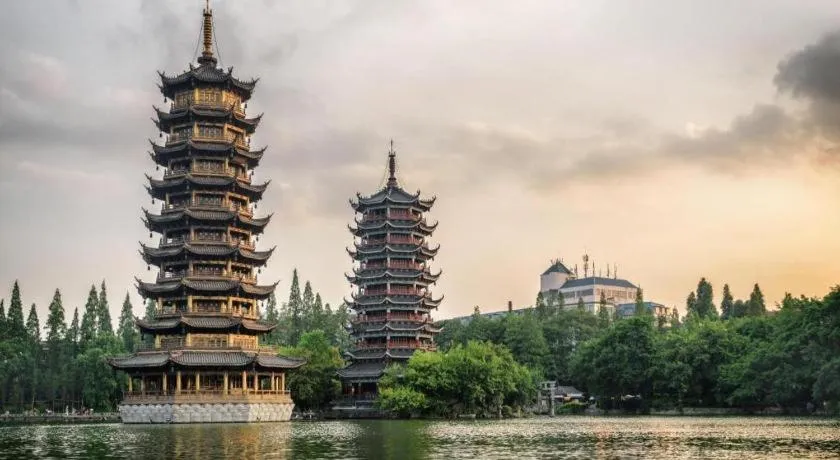 Guilin Sky Palace Hotel