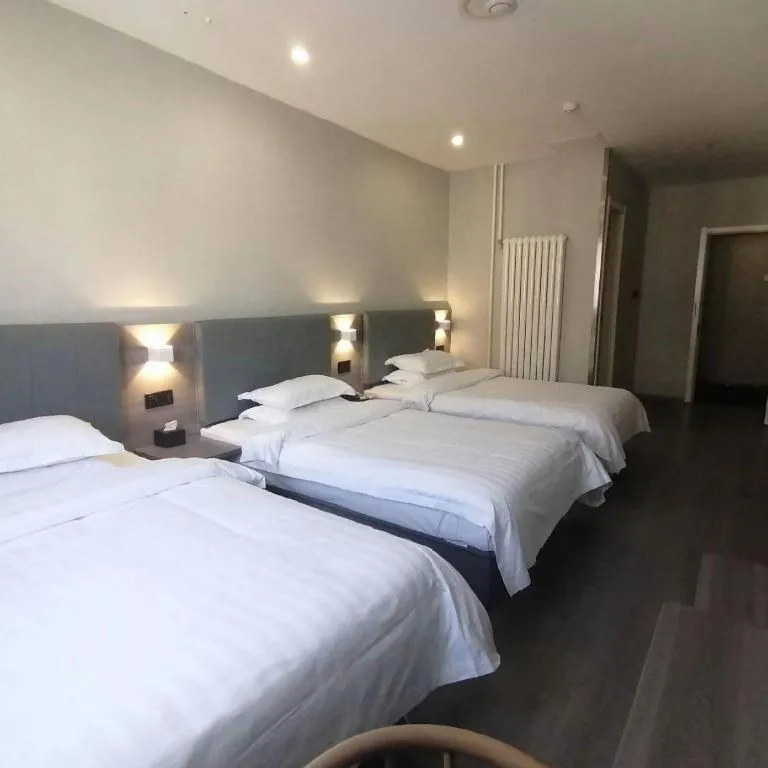 Bed in 7 Days Inn Tianjin Railway Station