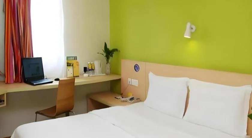 Bed in 7 Days Inn Zhuzhou Changjiang Square