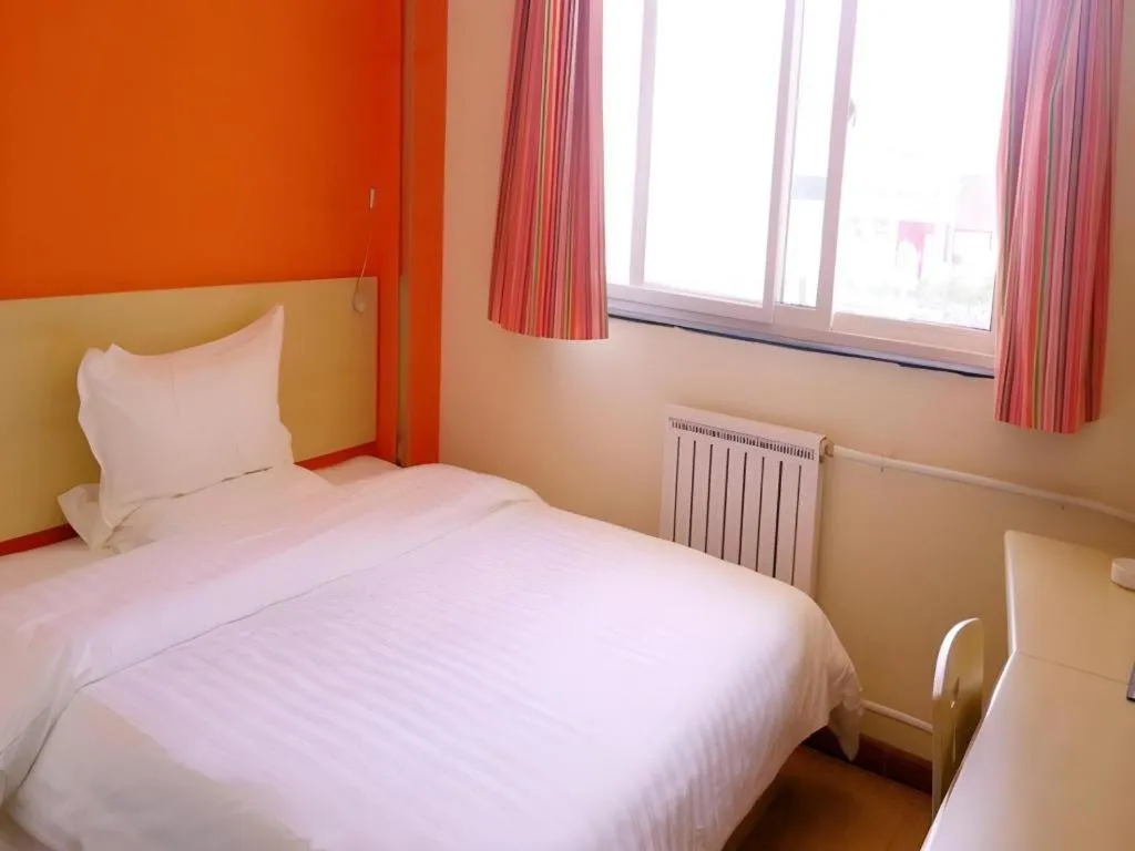 Bed in 7 Days Inn Zhuzhou Changjiang Square