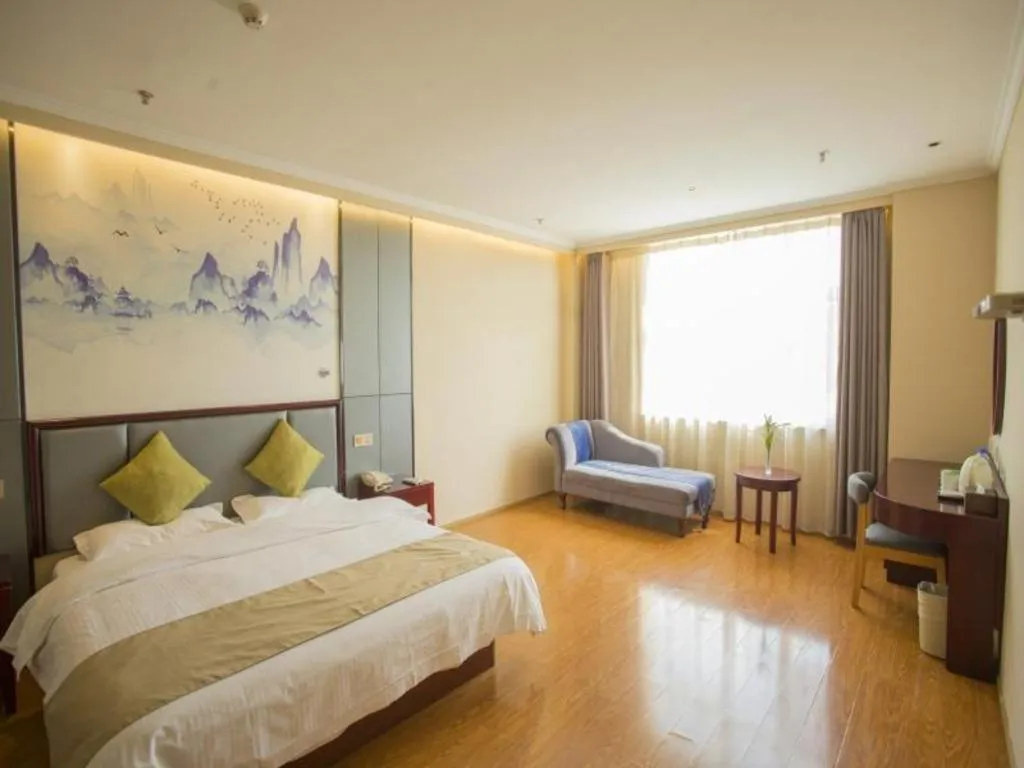 Bed in GreenTree Inn Anhui Fuyang Funan East Huaihe Road Express Hotel