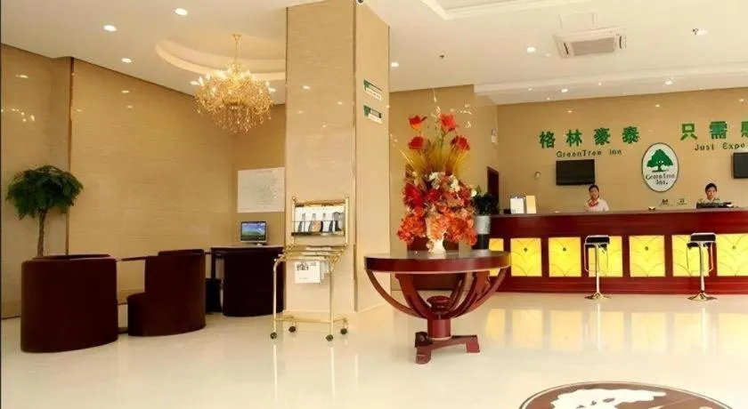GreenTree Inn Anhui Fuyang Funan East Huaihe Road Express Hotel