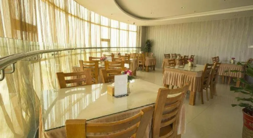 GreenTree Inn Anhui Fuyang Funan East Huaihe Road Express Hotel