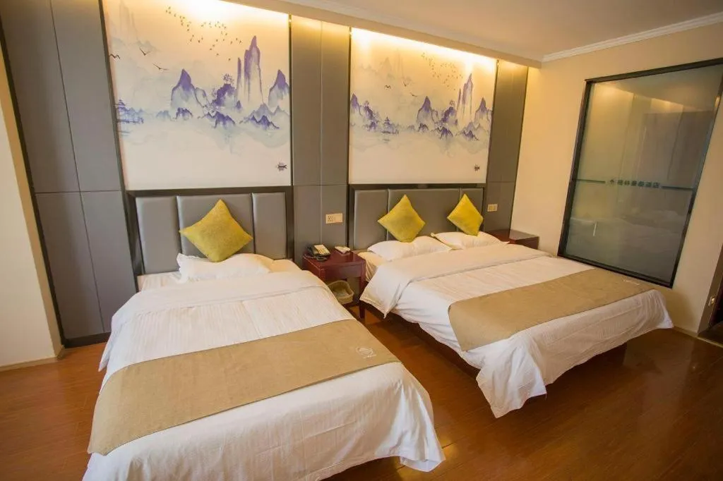 Bed in GreenTree Inn Anhui Fuyang Funan East Huaihe Road Express Hotel