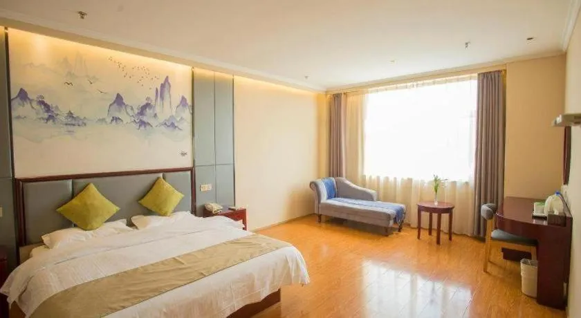 Bed in GreenTree Inn Anhui Fuyang Funan East Huaihe Road Express Hotel
