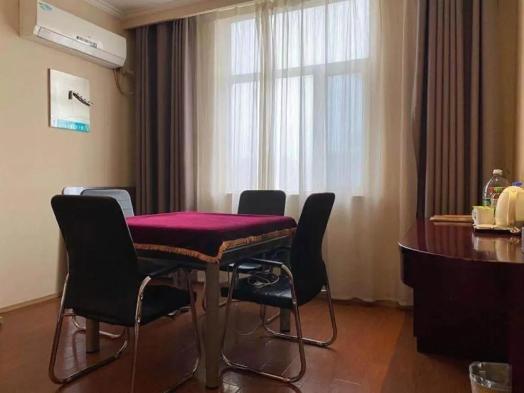 GreenTree Inn Anhui Fuyang Funan East Huaihe Road Express Hotel