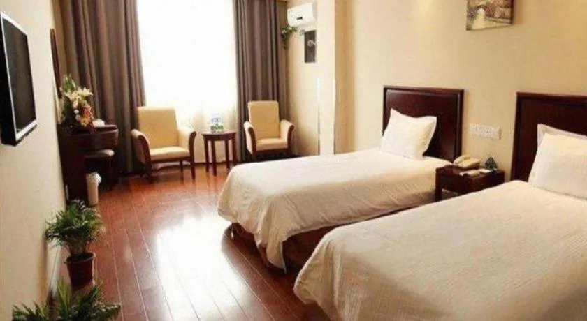 Bed in GreenTree Inn Anhui Fuyang Funan East Huaihe Road Express Hotel