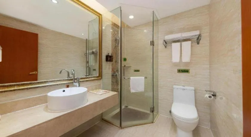 Vienna Hotel Guangzhou Luochongwei Bus Station Branch