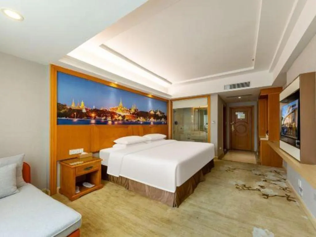 Bed in Vienna Hotel Guangzhou Luochongwei Bus Station Branch