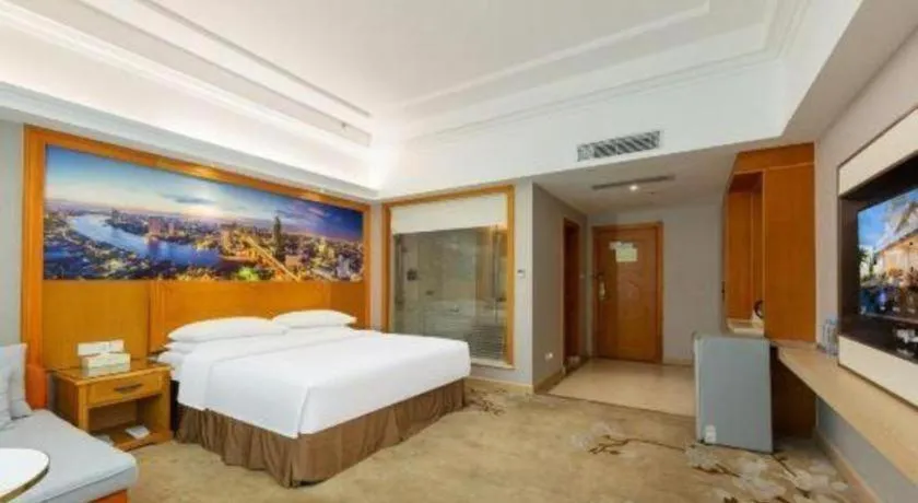 Bed in Vienna Hotel Guangzhou Luochongwei Bus Station Branch