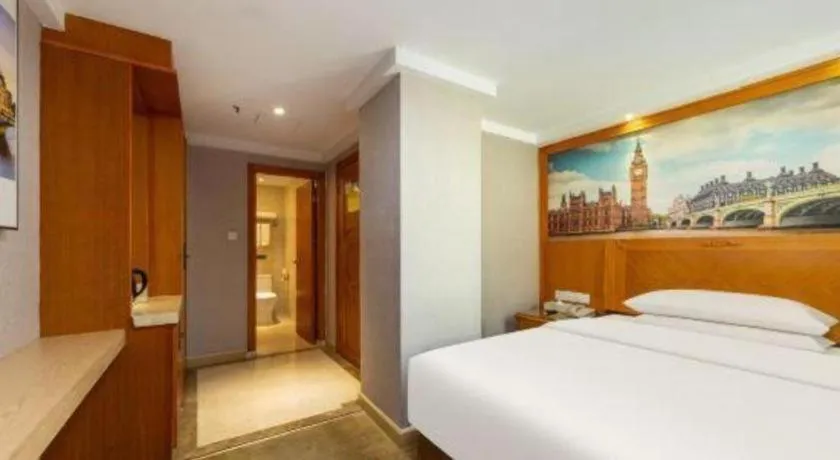 Bed in Vienna Hotel Guangzhou Luochongwei Bus Station Branch