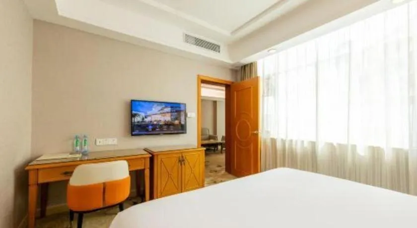 Bed in Vienna Hotel Guangzhou Luochongwei Bus Station Branch