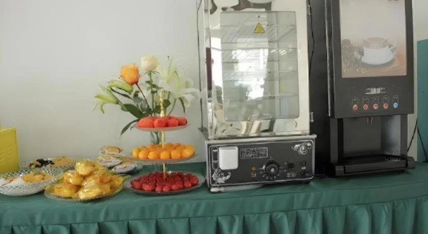 Vatica Tianjin Jinghai Bus Station Home World Plaza Hotel