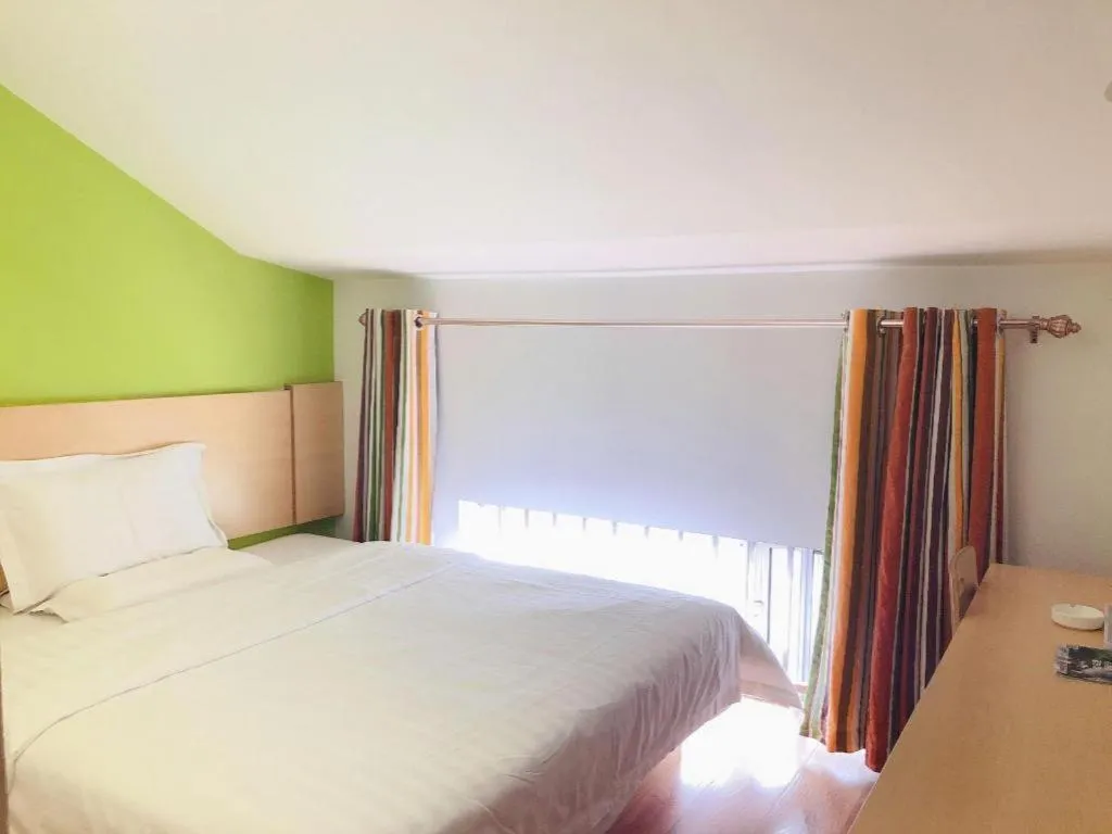 Bed in 7 Days Inn Tianjin Ancient Cultural Street Jinshiqiao Metro Station