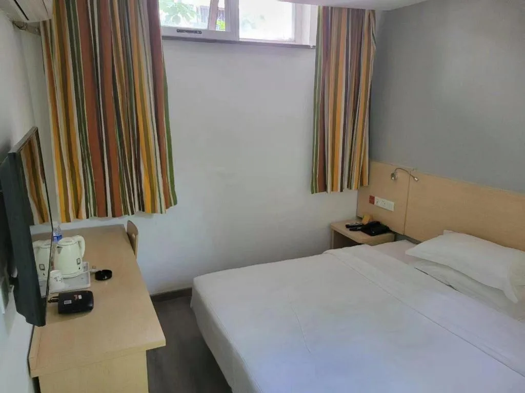 Bed in 7 Days Inn Tianjin Ancient Cultural Street Jinshiqiao Metro Station