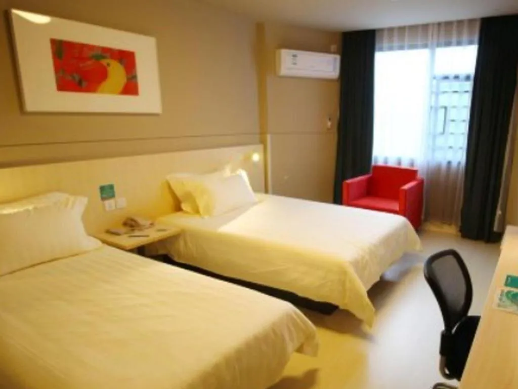 Bed in Jinjiang Inn Jiujiang Internation Exhibition Center