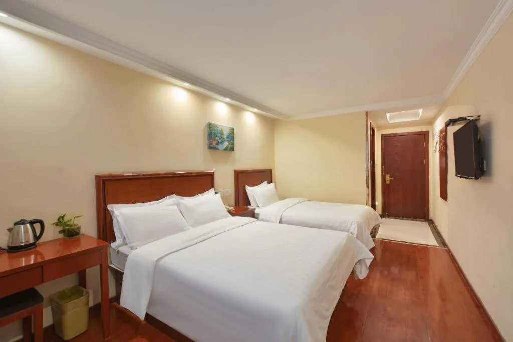 Bed in GreenTree Inn Nanjing Forestry University National Exhibition Center Express Hotel