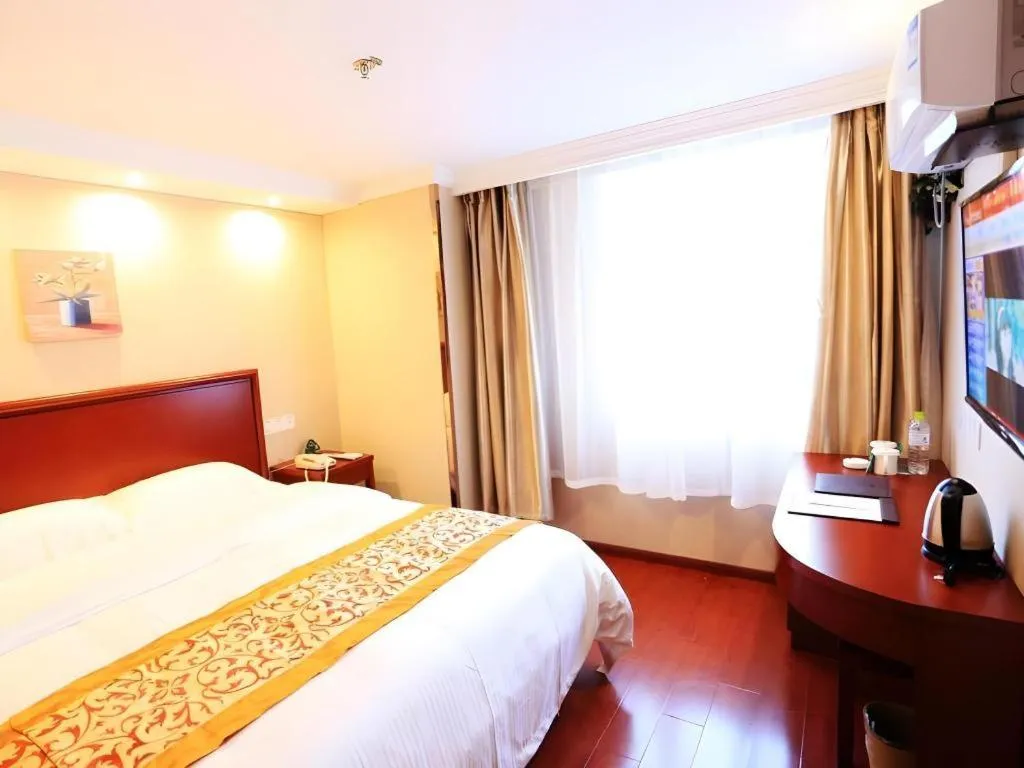 Bed in GreenTree Inn Nanjing Forestry University National Exhibition Center Express Hotel