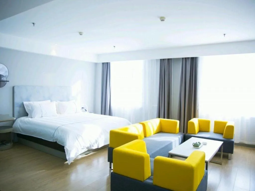 Bed in Jinjiang Inn Baotou Salaqi Railway Station