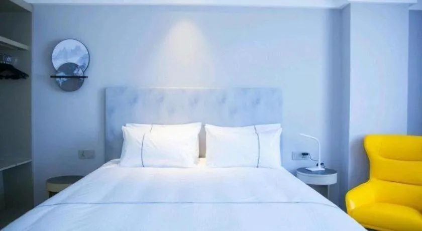 Bed in Jinjiang Inn Baotou Salaqi Railway Station