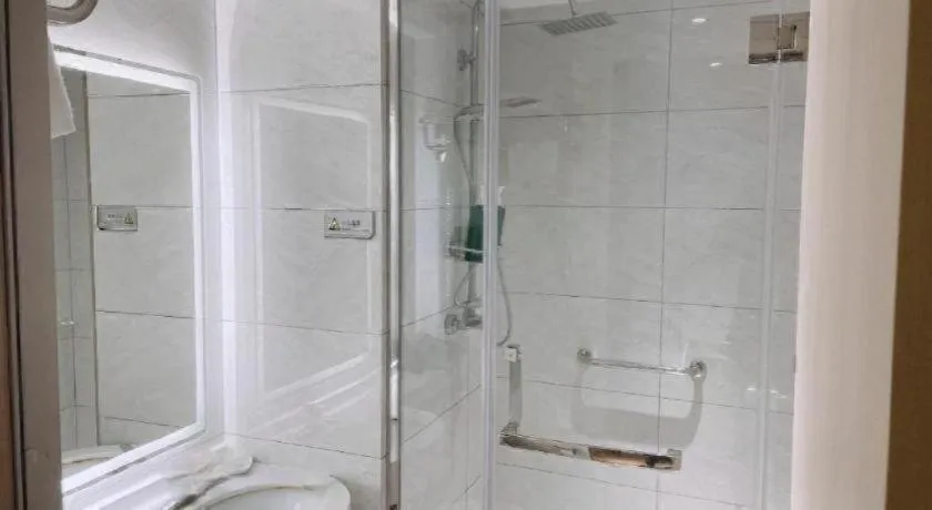 Magnotel Business Xuzhou Feng County Bus Station