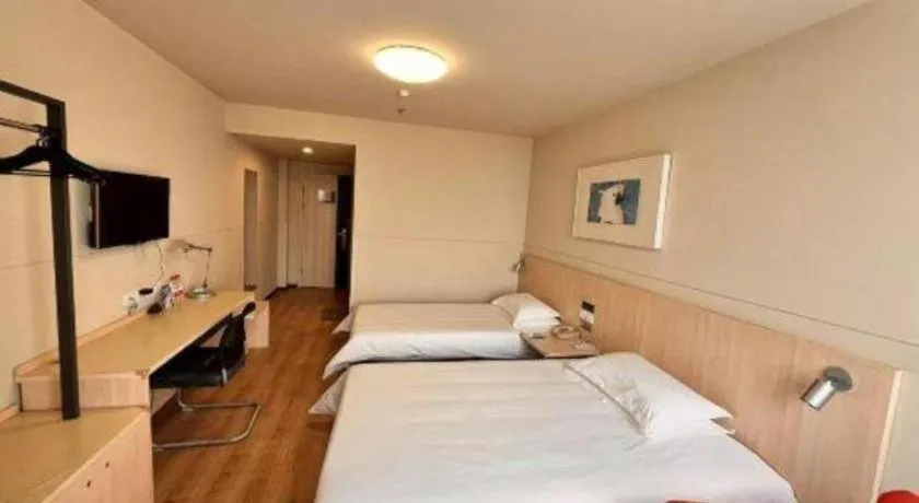 Bed in Jinjiang Inn Tianjin Jizhou Renmin West Street Branch