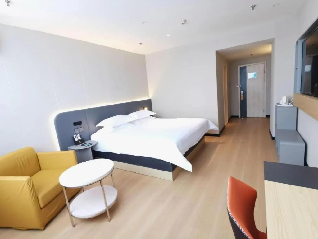 Bed in Jinjiang Inn Xuzhou Peixian Hancheng Road