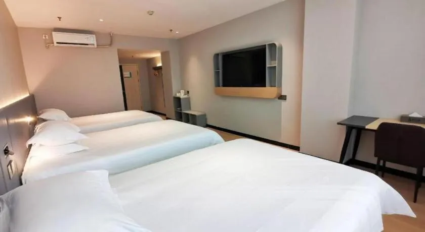 Bed in Jinjiang Inn Xuzhou Peixian Hancheng Road