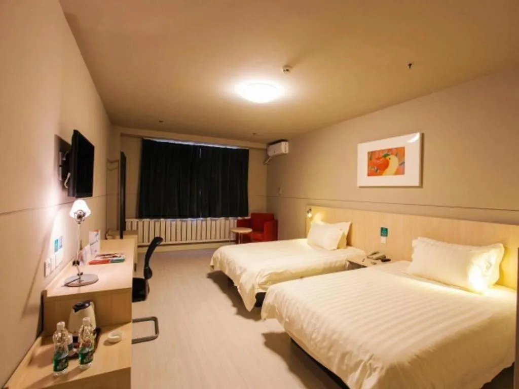 Bed in Jinjiang Inn Hotel Tianjin Xinkai Road Branch