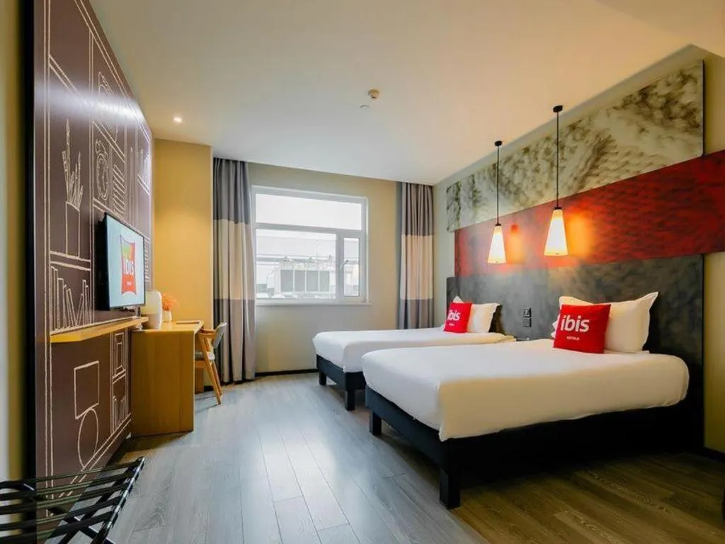 Bed in ibis Xi'an First Gaoxin RD