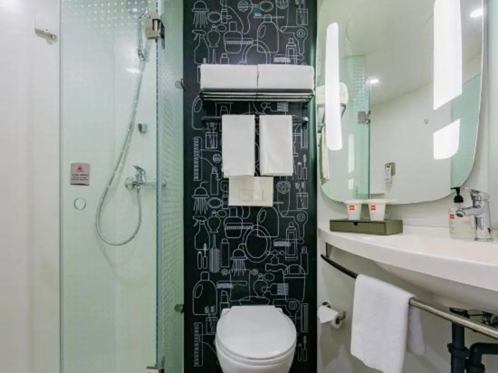 ibis Xi'an First Gaoxin RD