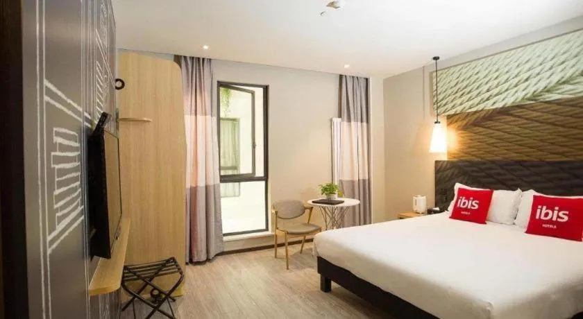 Bed in ibis Xi'an First Gaoxin RD