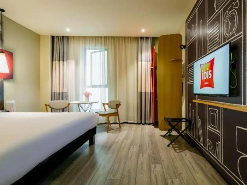 Bed in ibis Xi'an First Gaoxin RD