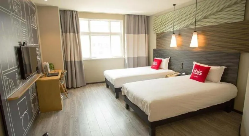 Bed in ibis Xi'an First Gaoxin RD